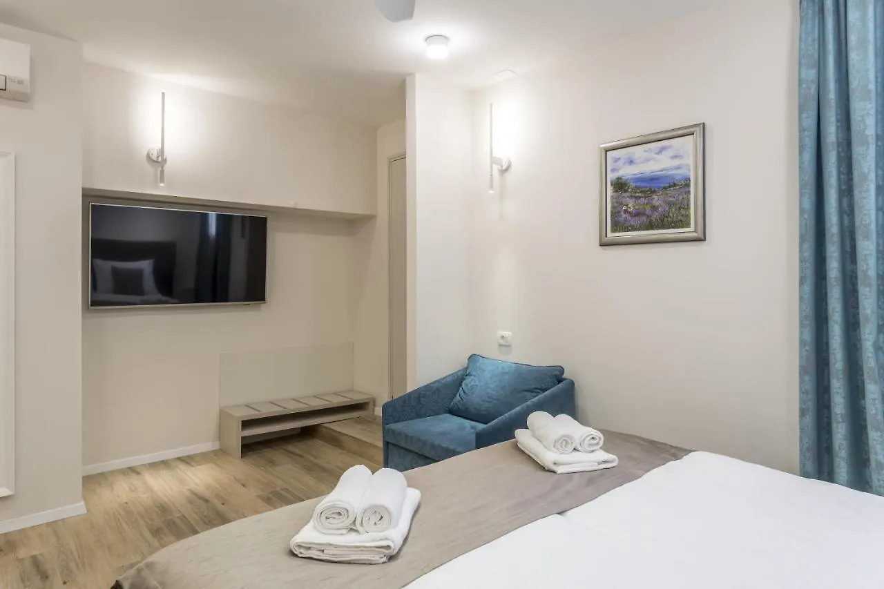 Cor Rooms Split Gasthof